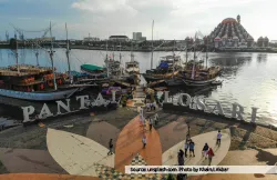 Experience Culture and Culinary Delights in Makassar!